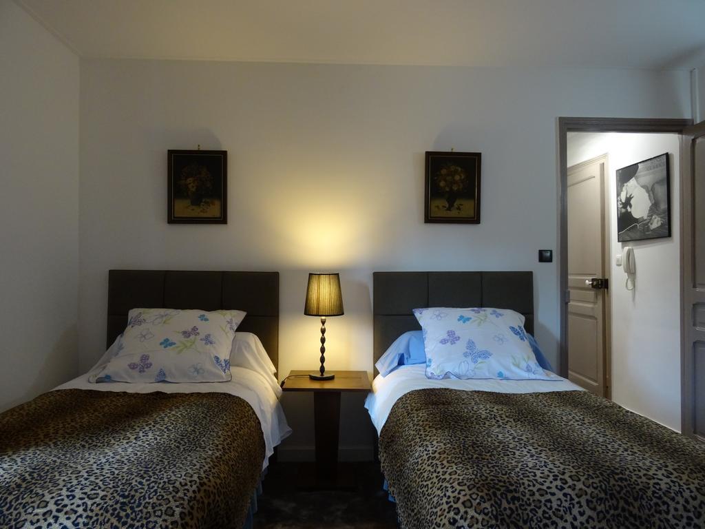 Chambres Et Table D'Hotes La Belle Lensoise Room photo